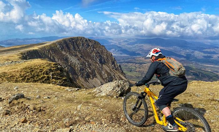 Guided ride up Cadair Idris, Eryri.